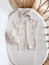 Load image into Gallery viewer, Bamboo Swaddle - Spring Meadow