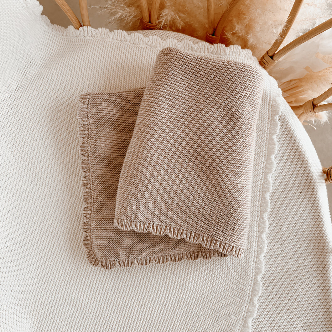 Heirloom Scallop Knit Blanket