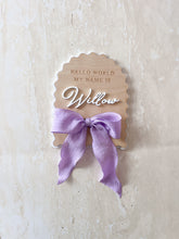 Load image into Gallery viewer, &#39;Hello World My Name Is&#39; Arch Scallop Plaque - Bow