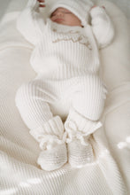 Load image into Gallery viewer, Chunky Knit Booties - Newborn-6M - Cloud